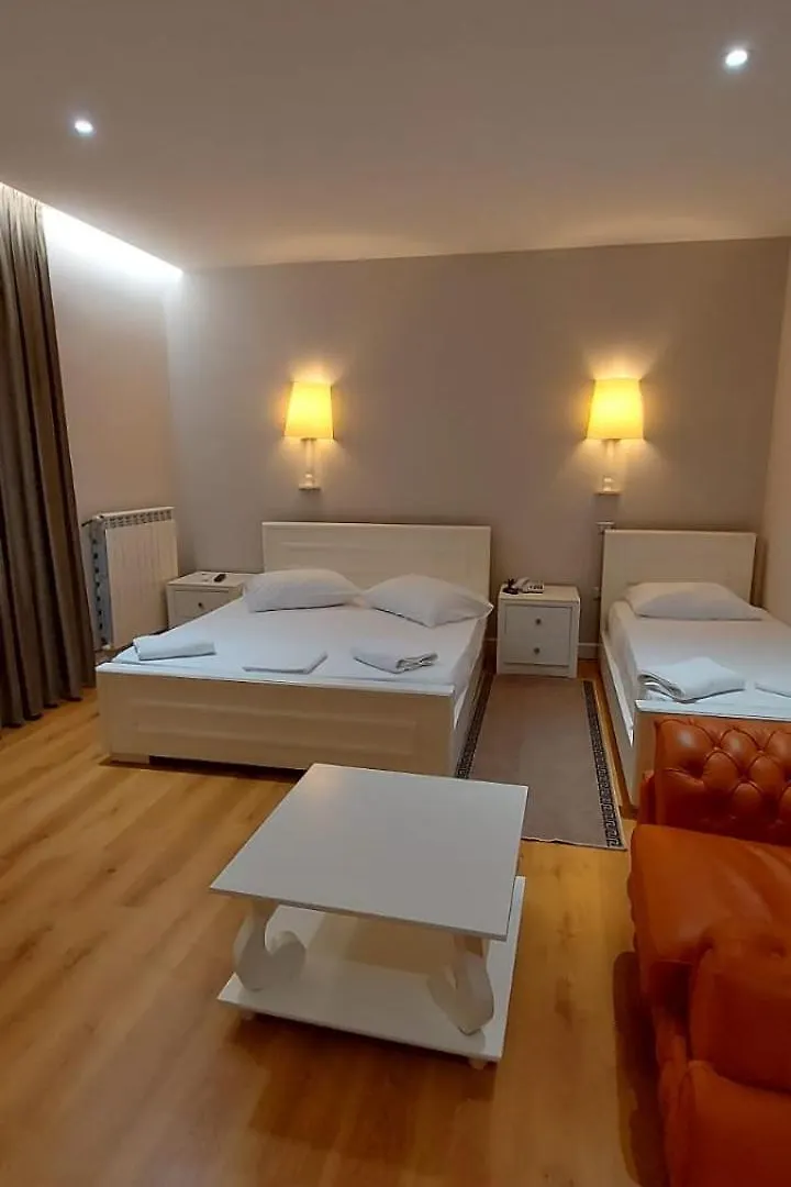 Hotel Shahini Shijak Albania
