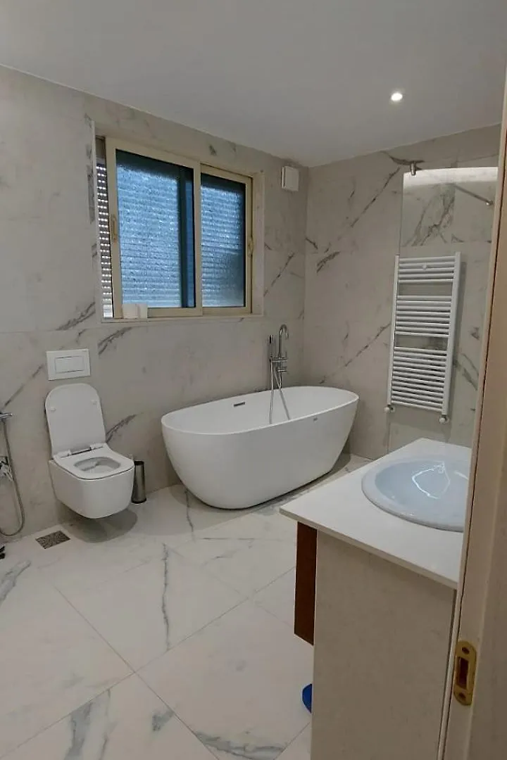 Hotel Shahini Shijak