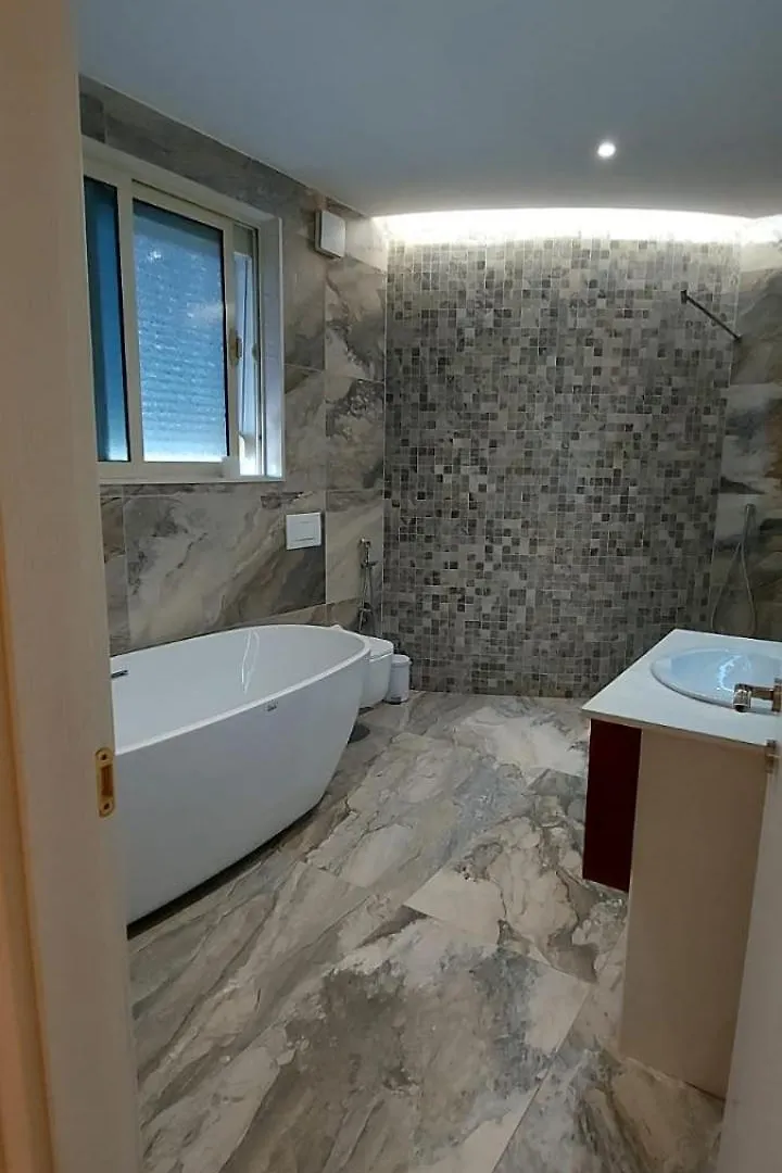 Hotel Shahini Shijak